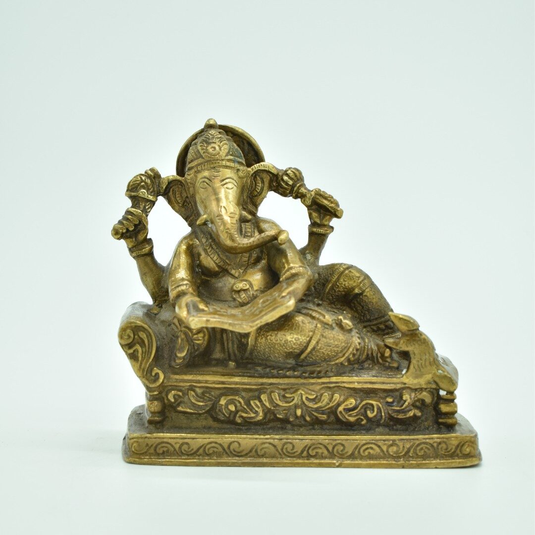 Reclining Lord Ganesh Brass Idol | Ganesha Ji Metal Statue | Lord Ganesh Sculpture | for Home, Office, Puja | Religious Figurines - Image 2