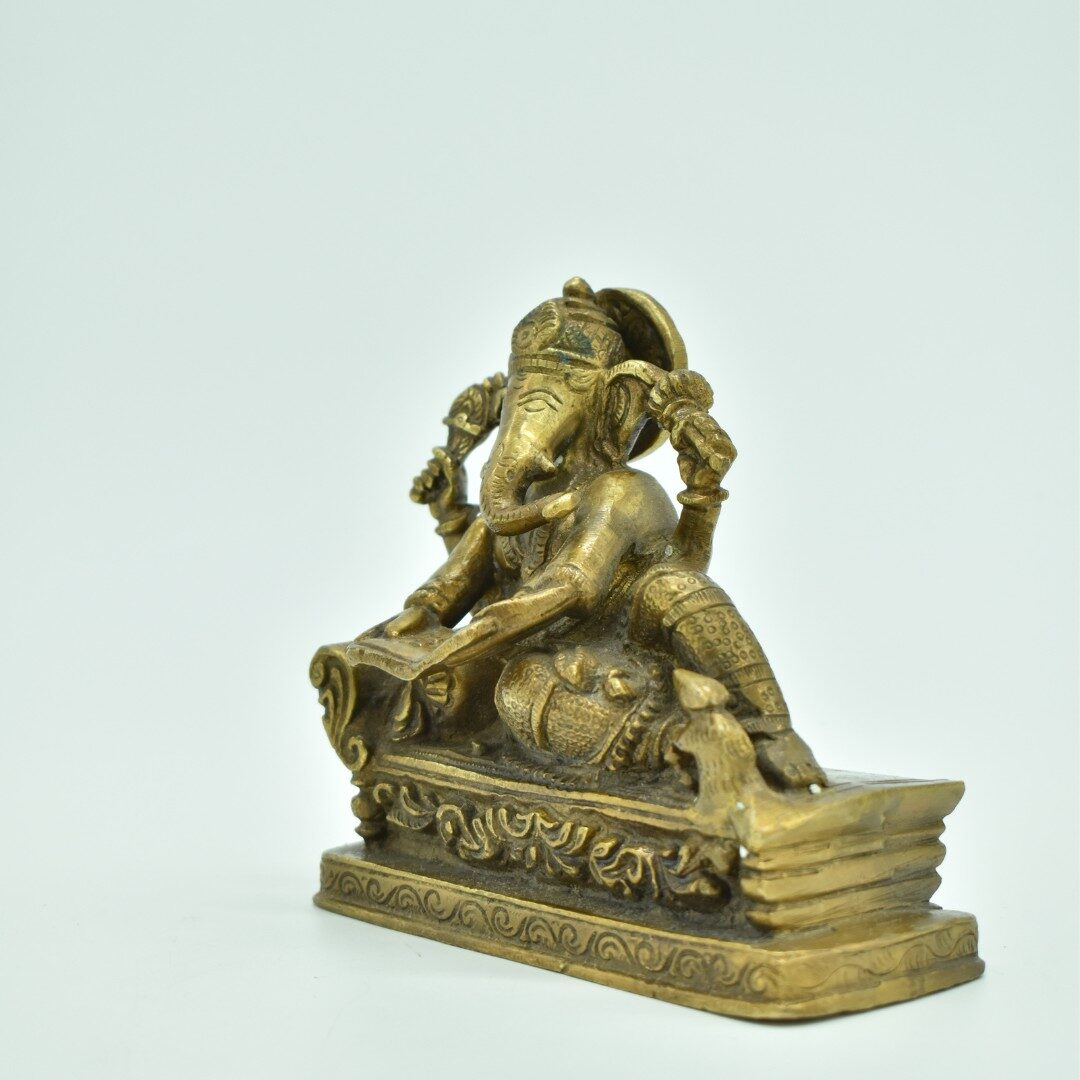 Reclining Lord Ganesh Brass Idol | Ganesha Ji Metal Statue | Lord Ganesh Sculpture | for Home, Office, Puja | Religious Figurines - Image 4