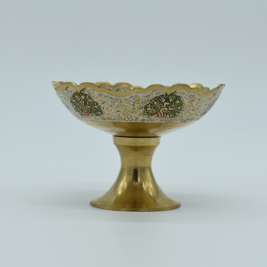 Handcrafted Brass Engraved Pedestal Bowl with Scalloped Edge | Antique Finish Urli for Vastu Home Decor, Table Centerpiece, Floating Diyas, Diwali & Gifting - Image 2