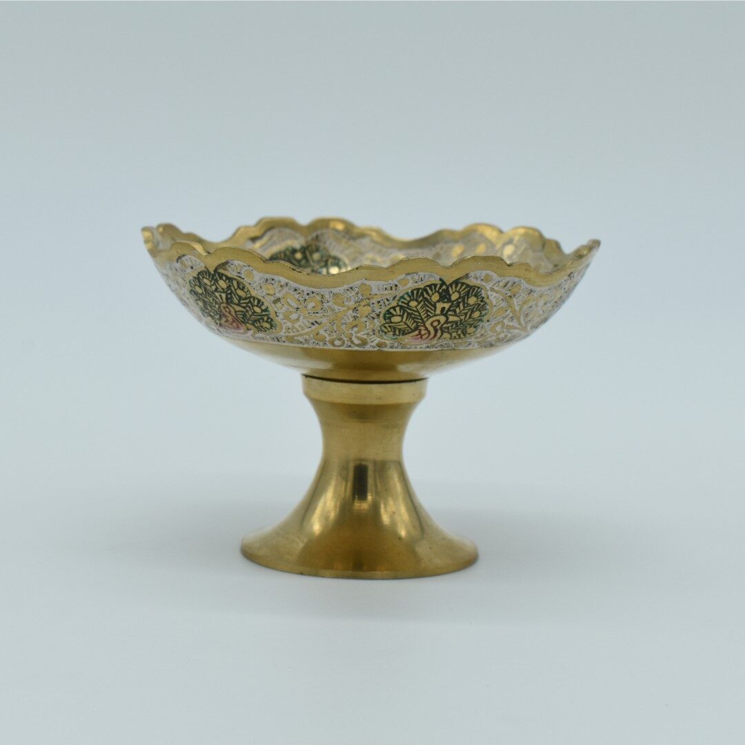 Handcrafted Brass Engraved Pedestal Bowl with Scalloped Edge | Antique Finish Urli for Vastu Home Decor, Table Centerpiece, Floating Diyas, Diwali & Gifting - Image 3
