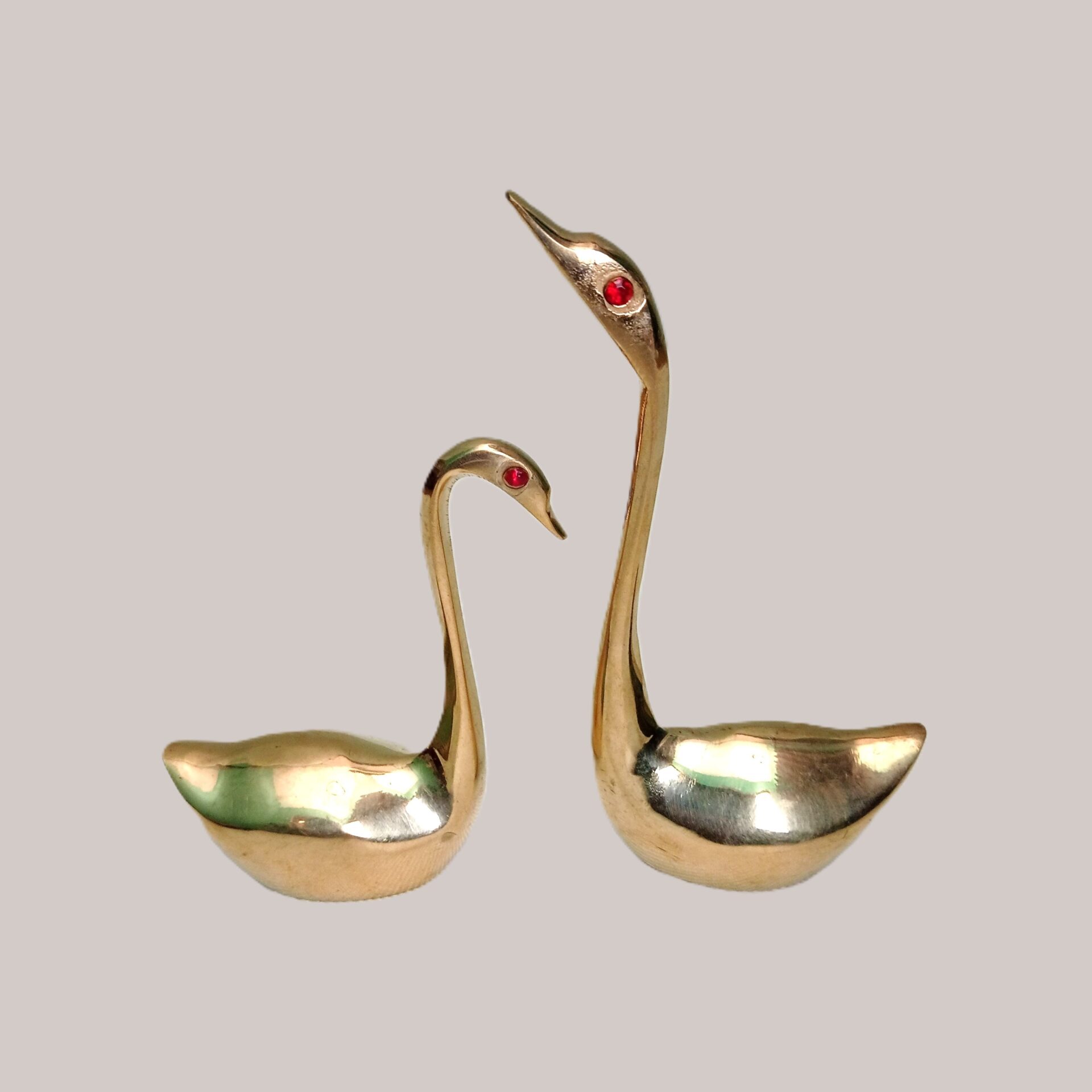 Decorative Swan Brass Idol Pair | Metal Statue | Swan Sculpture | for Home Decor, Office, Puja | Animal Figurines | Decorative Brass Gift Showpiece - Image 5
