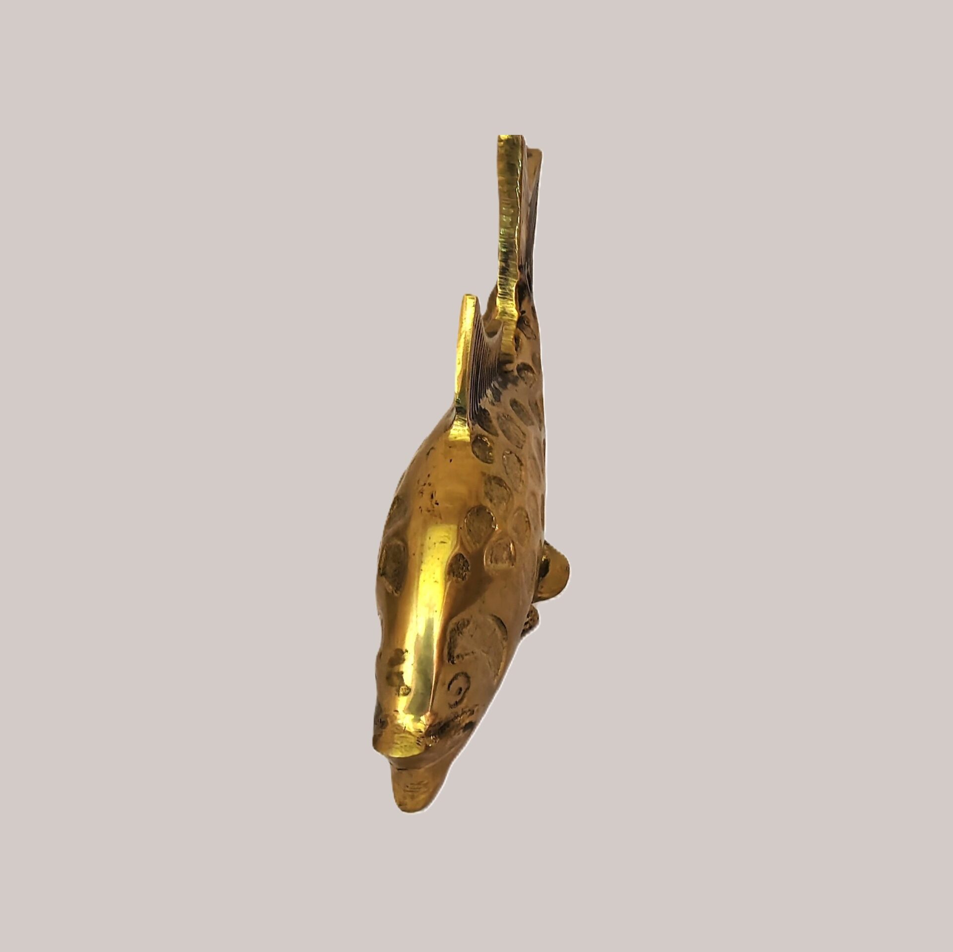 Pure Brass Fish Showpiece – Handcrafted Miniature Fish Figurine for Home Décor, Vastu Decoration, Office Table, Gift Item - Image 2