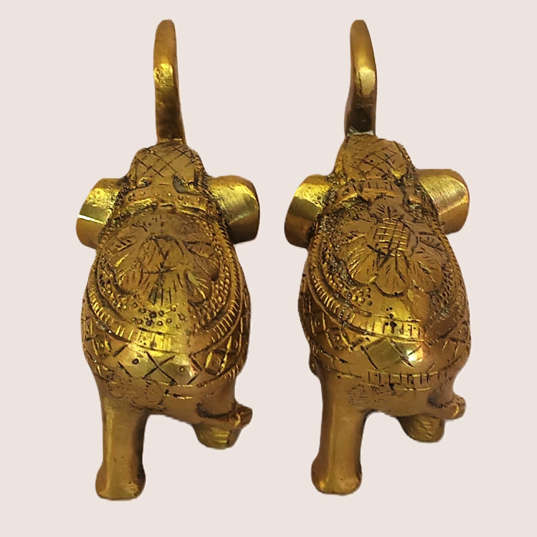 Decorative Elephant Brass Idol | Elephant Trunk Up Statue | Elephant Sculpture for Home Decor, Office, Puja | Animal Figurines | Decorative Murti Brass Gift Showpiece - Image 4