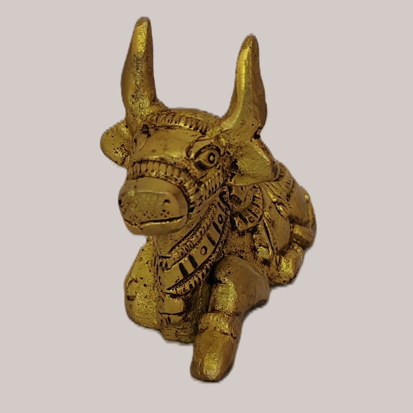 Handcrafted Brass Nandi Bull Statue in Sitting Pose | Vastu Shiva Vahana Idol for Pooja Room, Home Temple, Office Decor & Auspicious Religious Gifting - Image 2