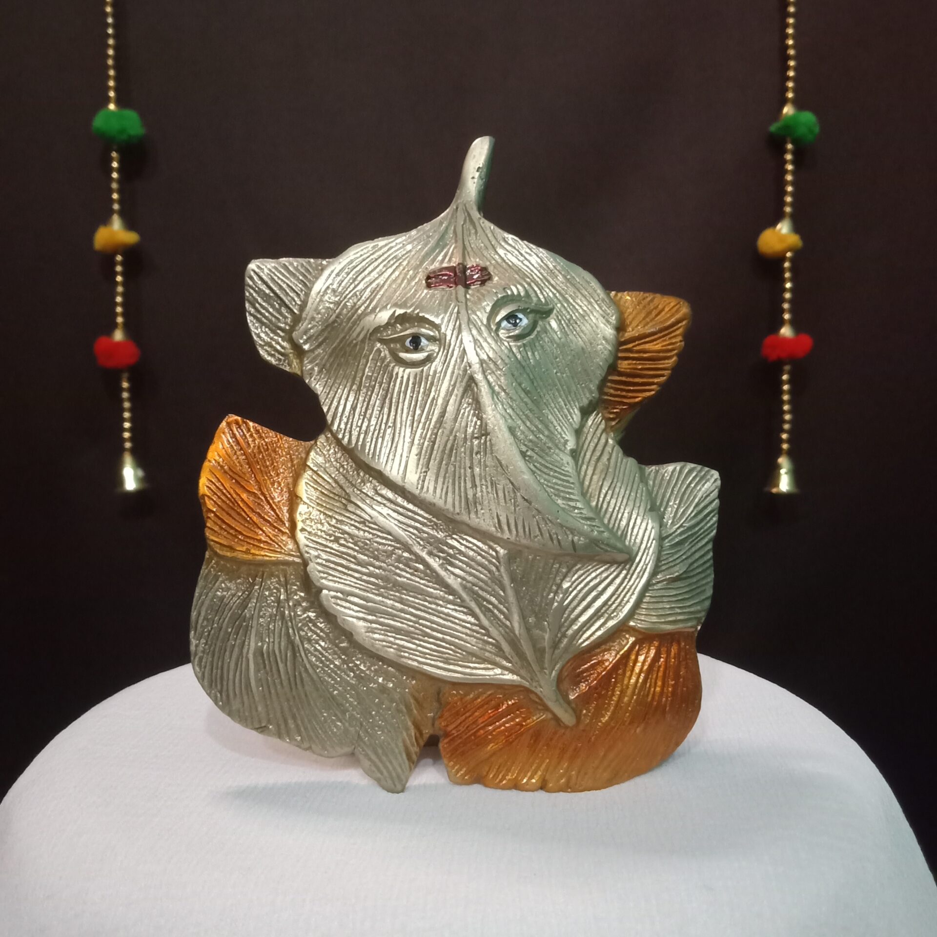 Brass Leaf Ganesha Wallpiece Pair | Ganesh Metal Statue | Leaf Art Sculpture | For Home Decor, Office, Puja | Wall Art Figurines | Decorative Brass Gift Showpiece - Image 4