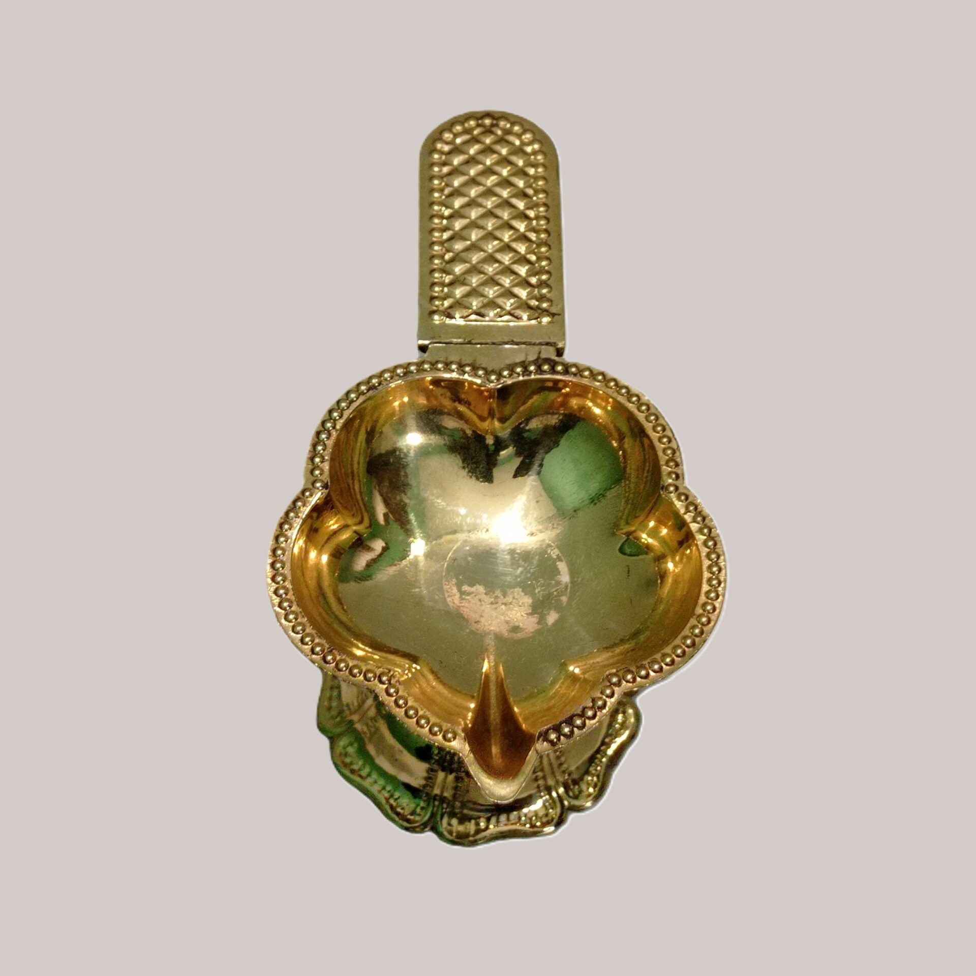 Radiant Brass Diya | Pure Brass Deepak | for Home, Office, Puja | Diwali Festival | Gift Showpiece - Image 4