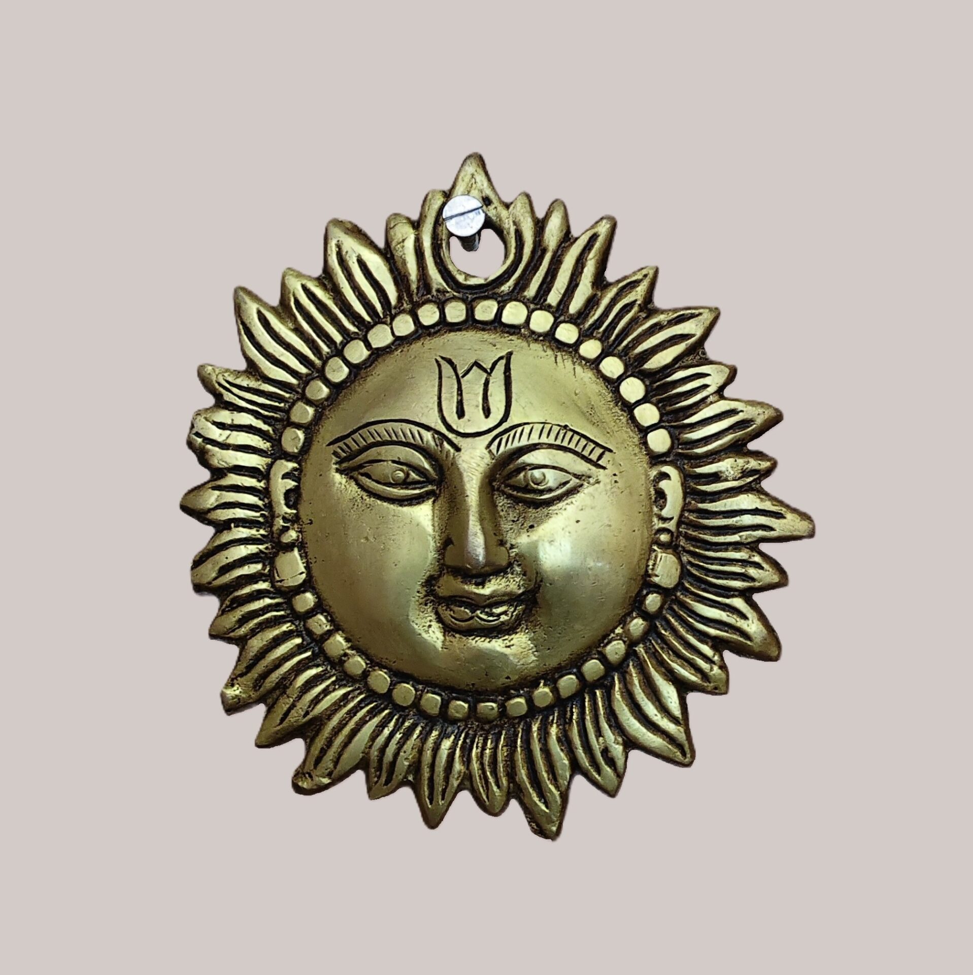 Handcrafted Brass Surya Sun Face Wall Hanging | Vastu Feng Shui Sun God Decor for Main Door, Home Entrance, Office & Auspicious Energy Gifting - Image 3