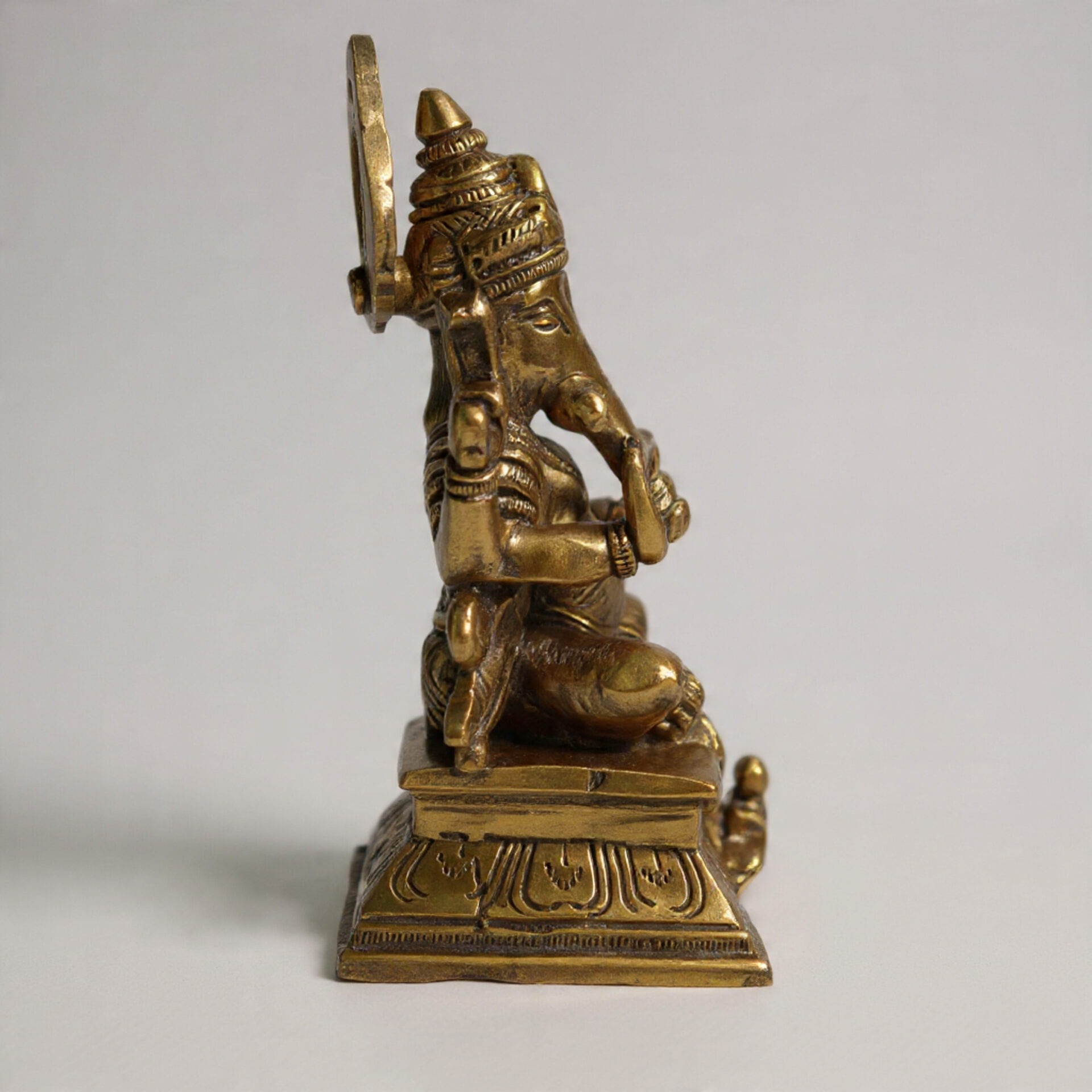 Handcrafted Brass Lord Ganesha Idol in Sitting Pose with Mouse | Vastu Ganpati Murti for Home, Office, Pooja Room Decor & Auspicious Gifting - Image 3